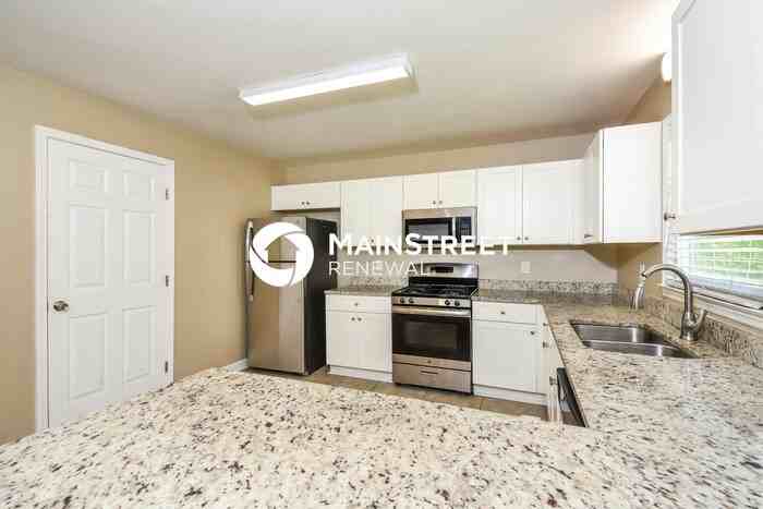 633 Stone Harbor Pkwy Sw - Photo 7 of 17