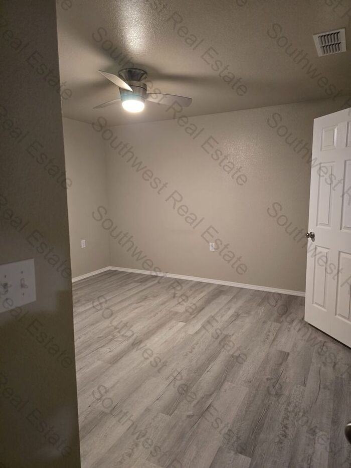 108 Wicks Ave #A - Photo 5 of 10