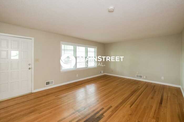 3403 E 106th Ter - Photo 6 of 17