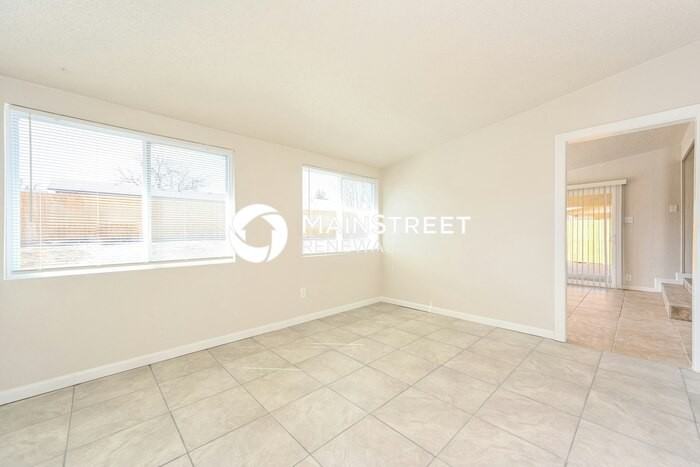 15004 Maxwell Pl - Photo 4 of 17