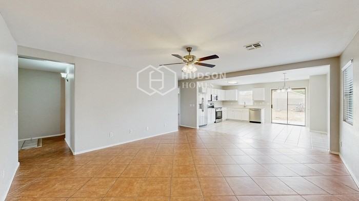 1973 E Lusitano Loop - Photo 4 of 27