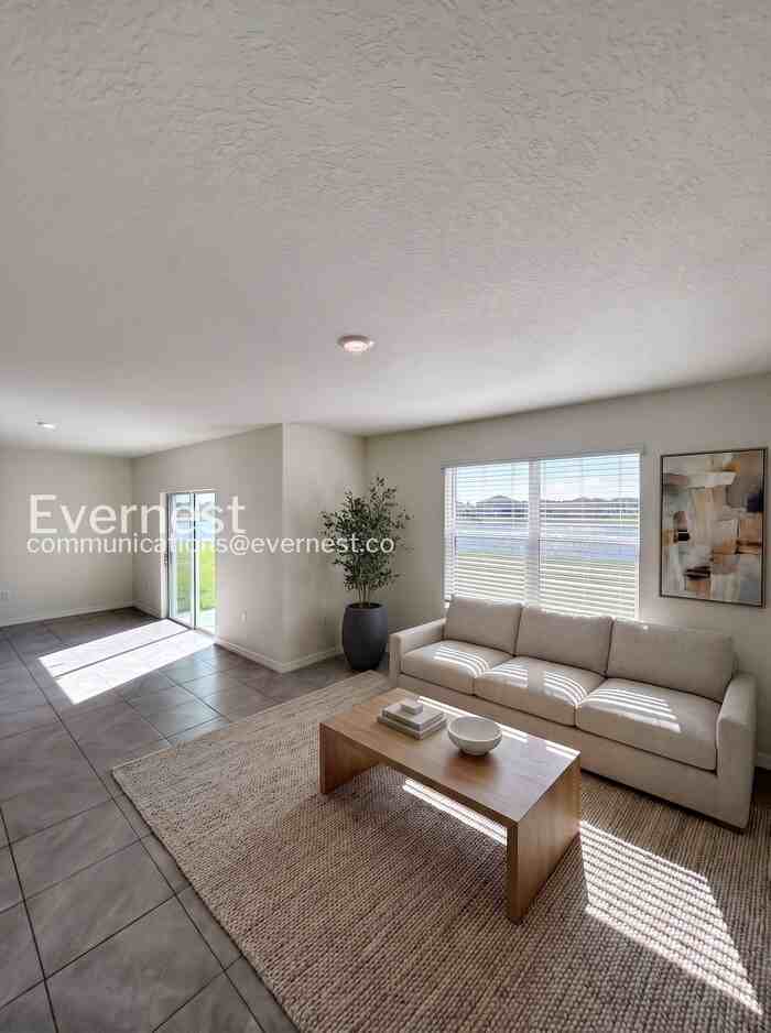 8332 Juning Cv - Photo 5 of 38