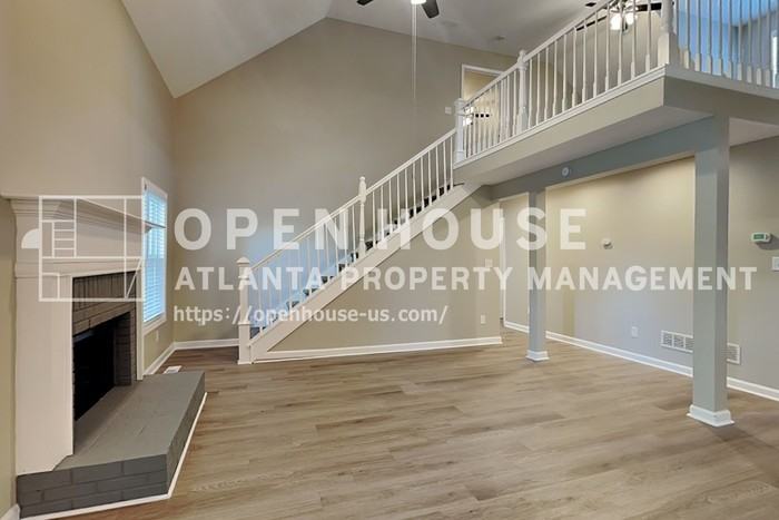 6778 Oakhurst Ct - Photo 2 of 25