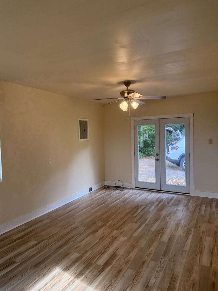 404 W 9th Ave #NA - Photo 3 of 16