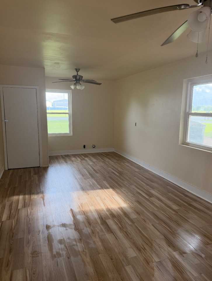 404 W 9th Ave #NA - Photo 5 of 16