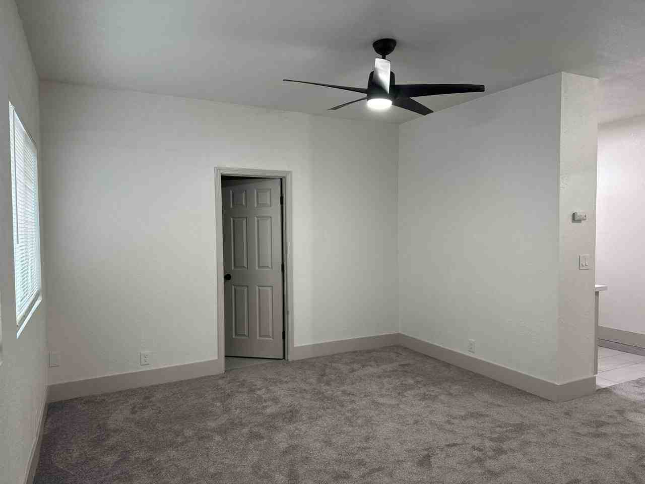 289 Holly St #B - Photo 6 of 10
