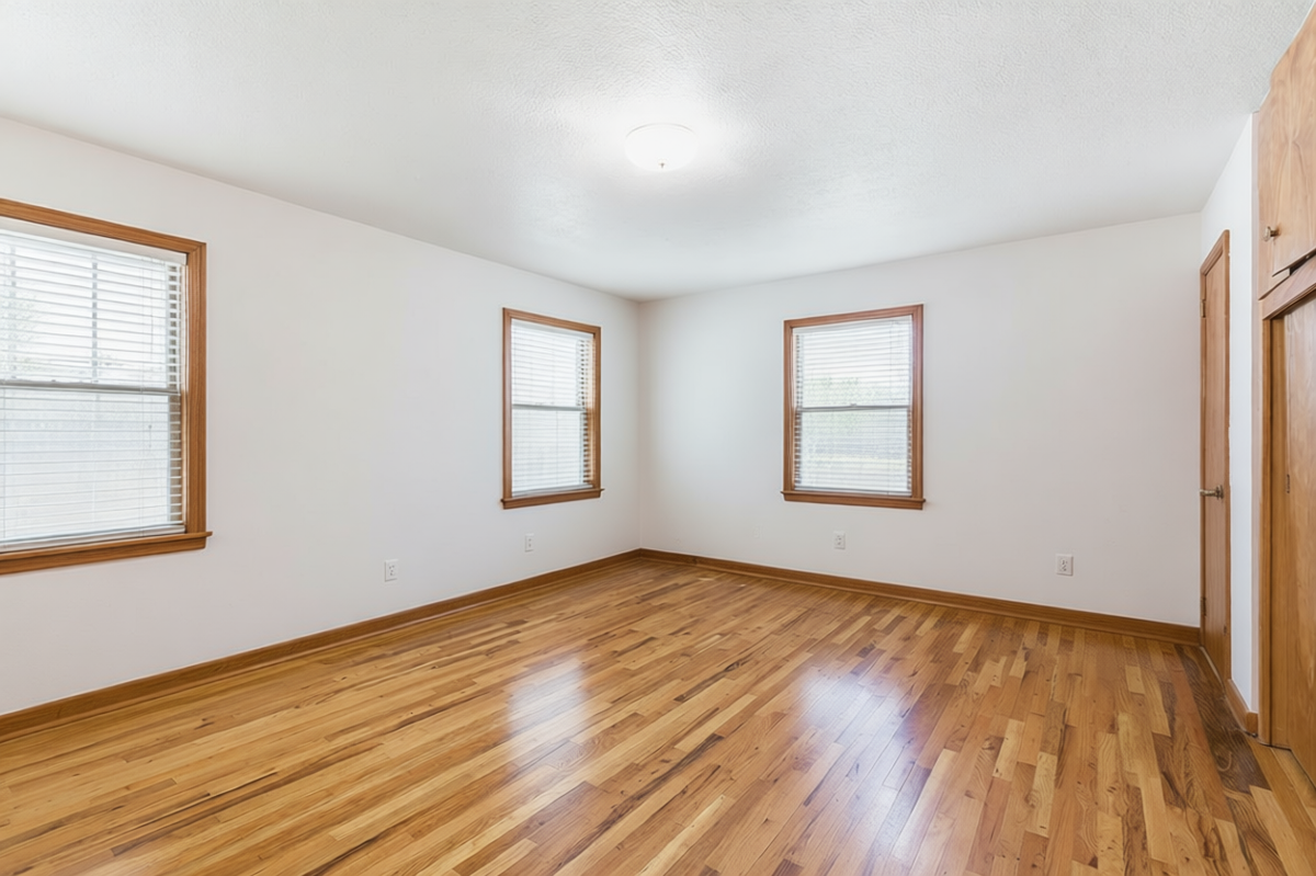 215 17th Ave S #NA - Photo 6 of 9