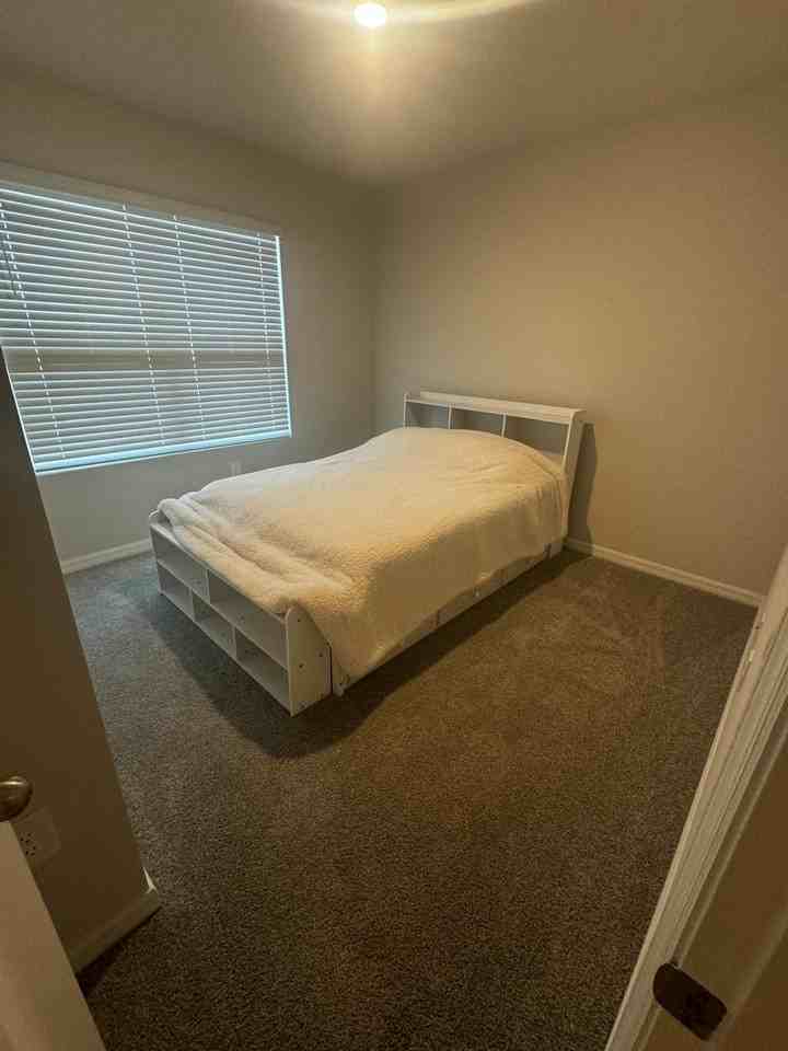 2208 Grand Flora Trl #NA - Photo 4 of 5
