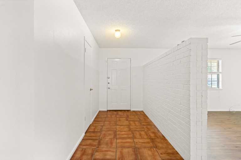 1376 Poppy Ln #NA - Photo 3 of 18