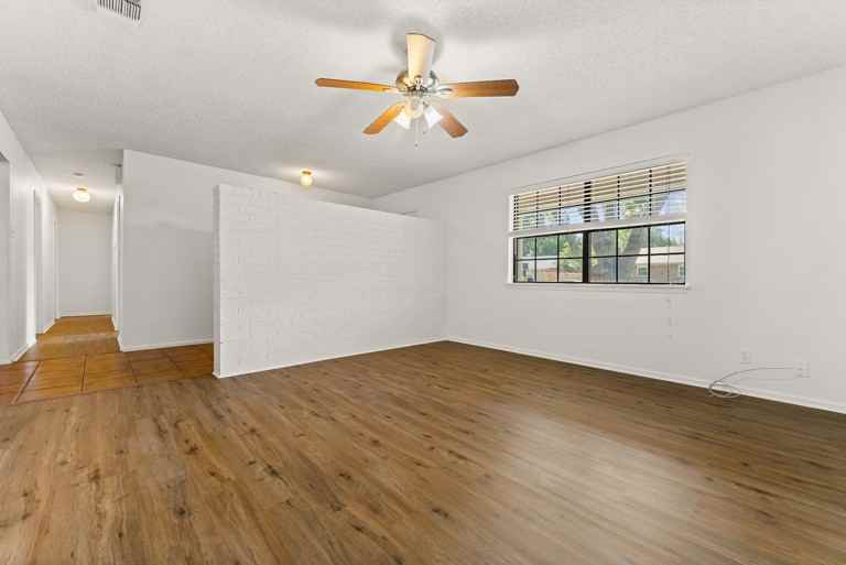 1376 Poppy Ln #NA - Photo 5 of 18