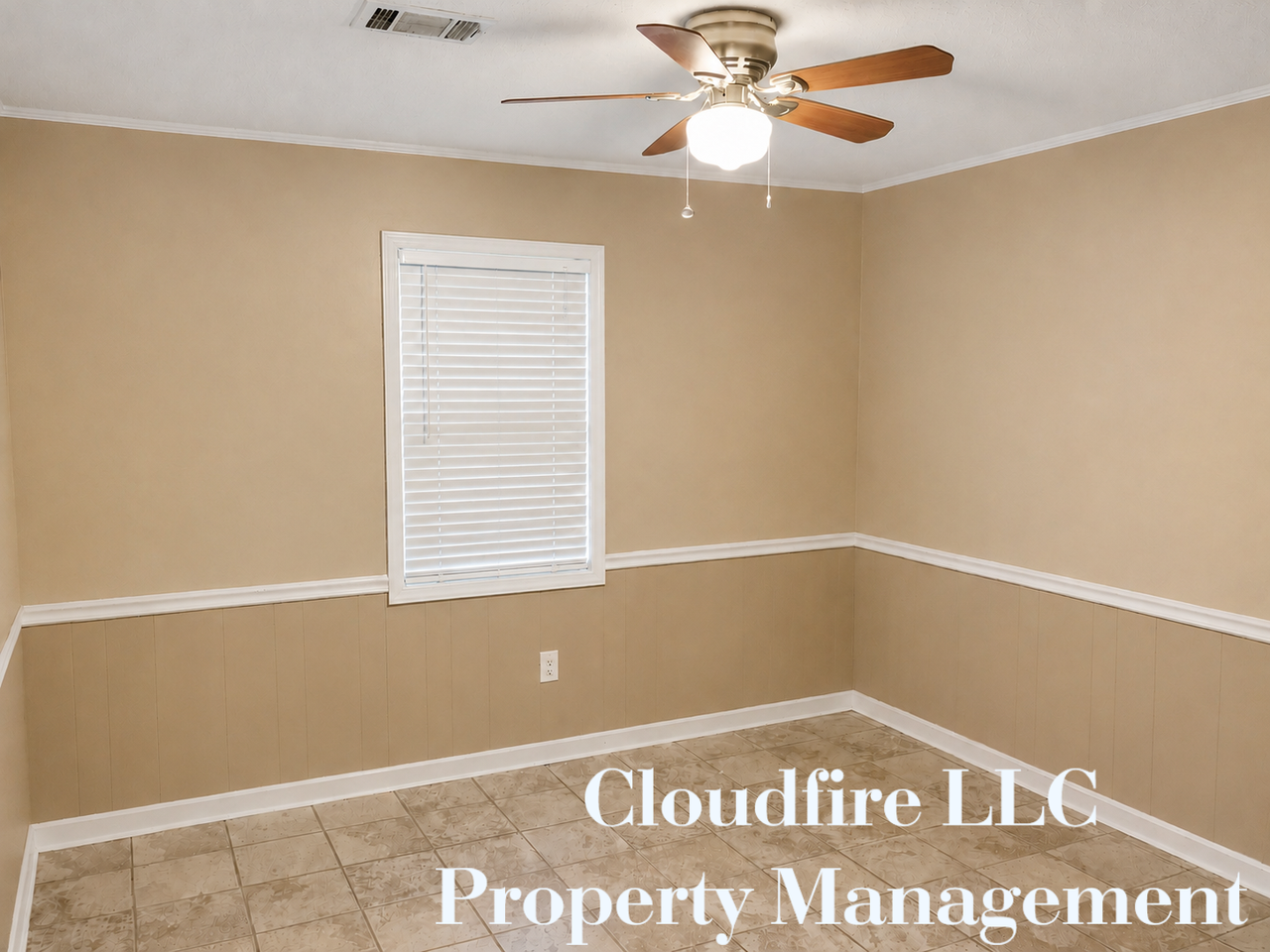 220 James Cir #220 - Photo 4 of 8