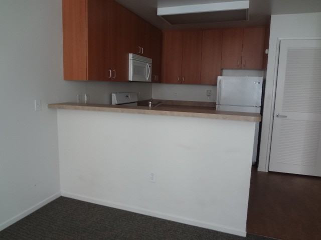 587 E Harvard Blvd #102 - Photo 2 of 3