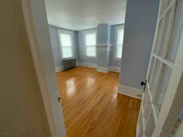 161 Nashua St #1stFL - Photo 2 of 10