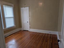 featured image of 1975 Forest Ave #1