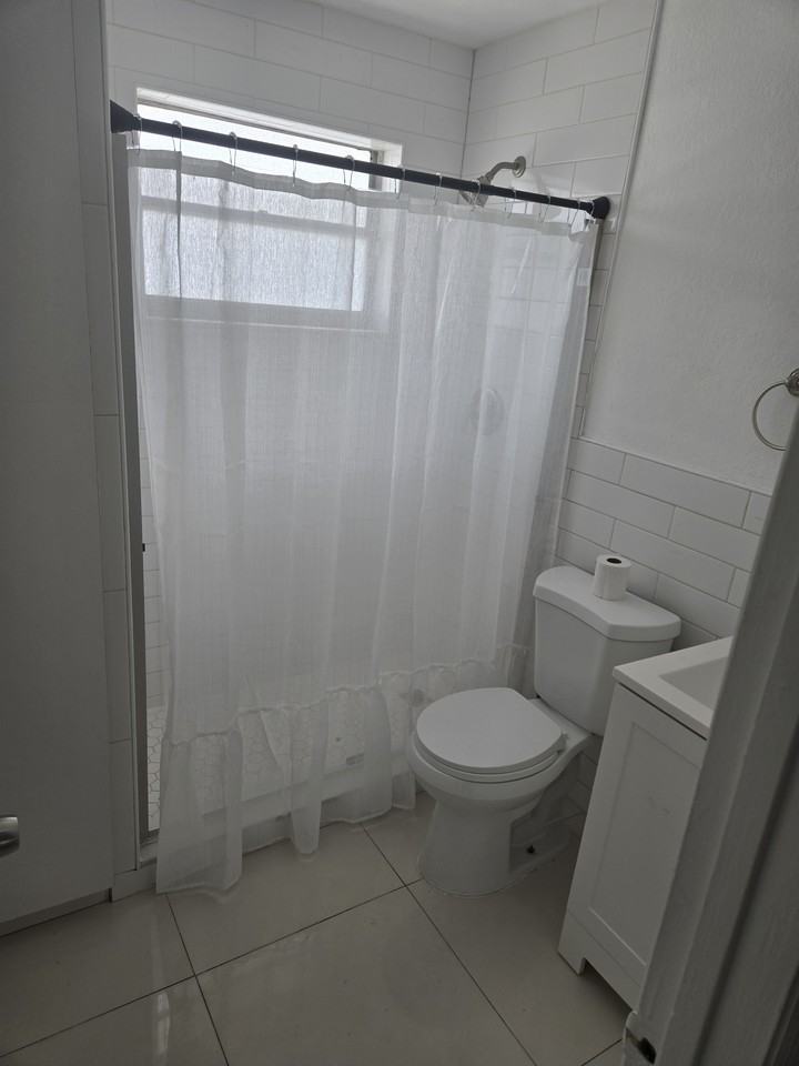 3670 Sw 60th Ter #2 - Photo 2 of 8