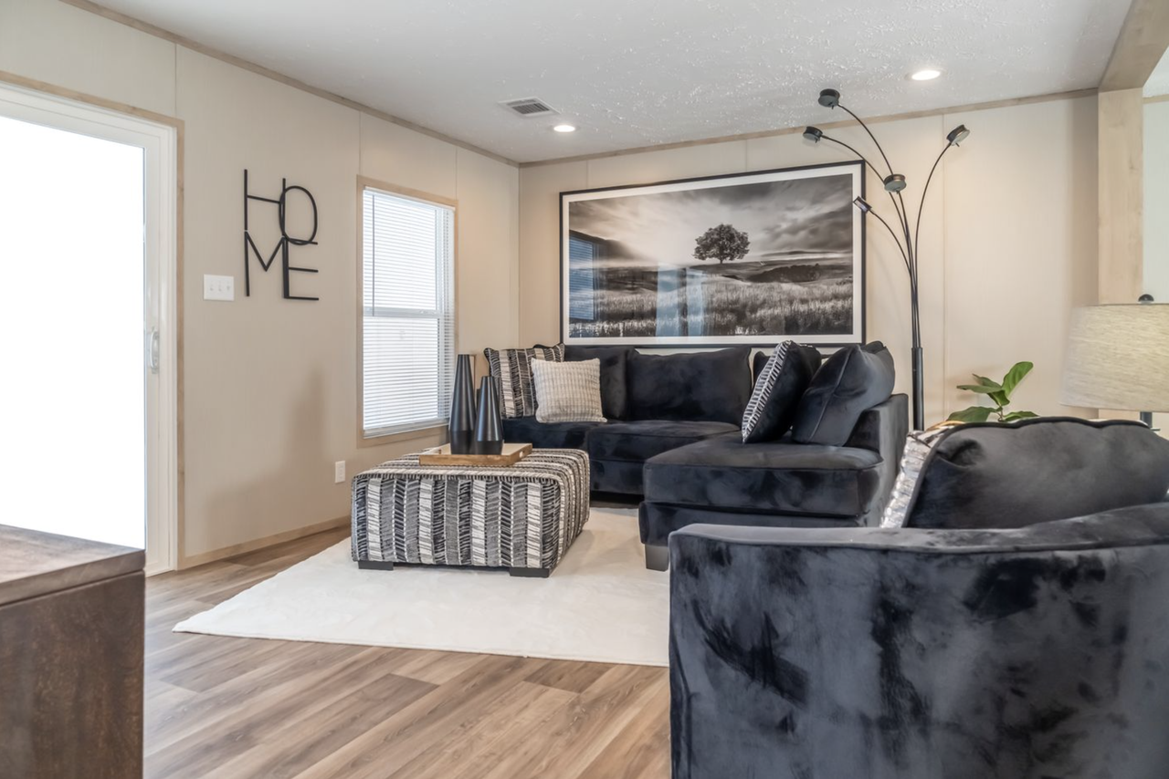1373 Village Rd Ne #NA - Photo 7 of 22