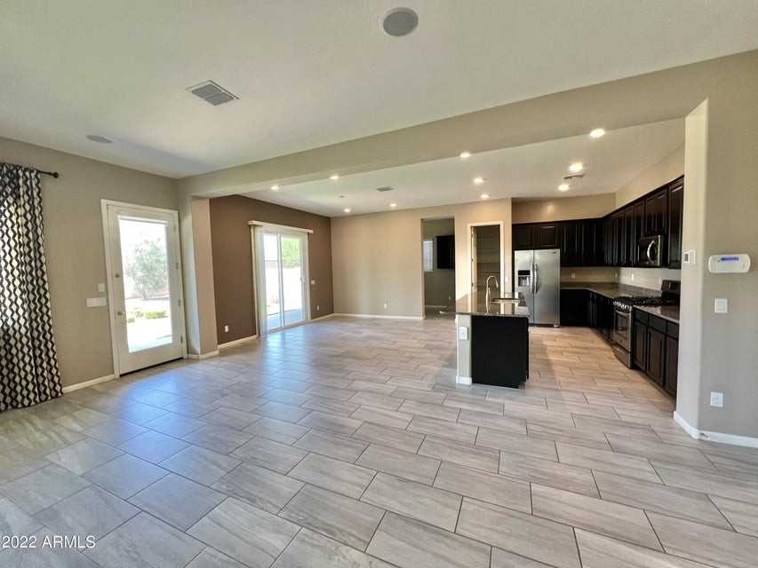 25236 N 106th Dr #NA - Photo 7 of 42