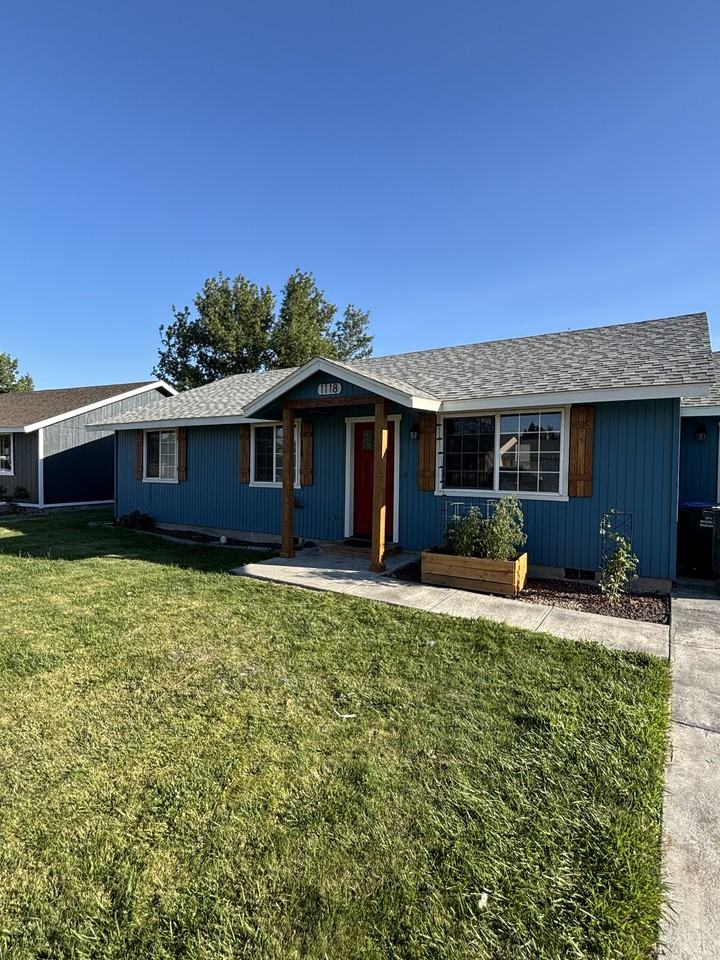 1118 E Saint Helens Dr #NA - Photo 5 of 12