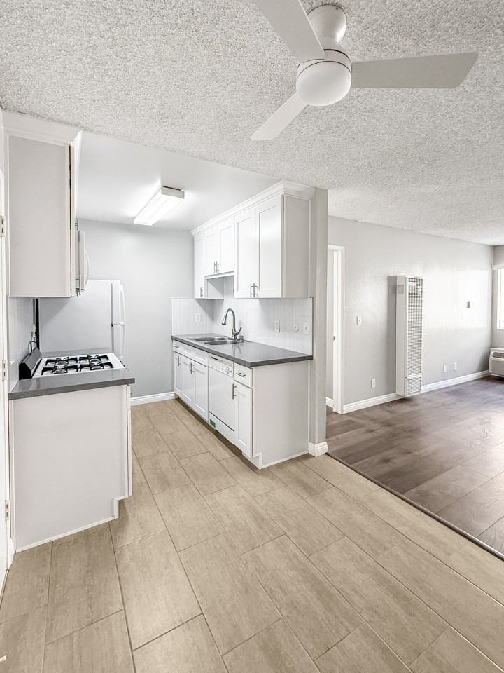 6626 Rosemead Blvd #109 - Photo 2 of 8