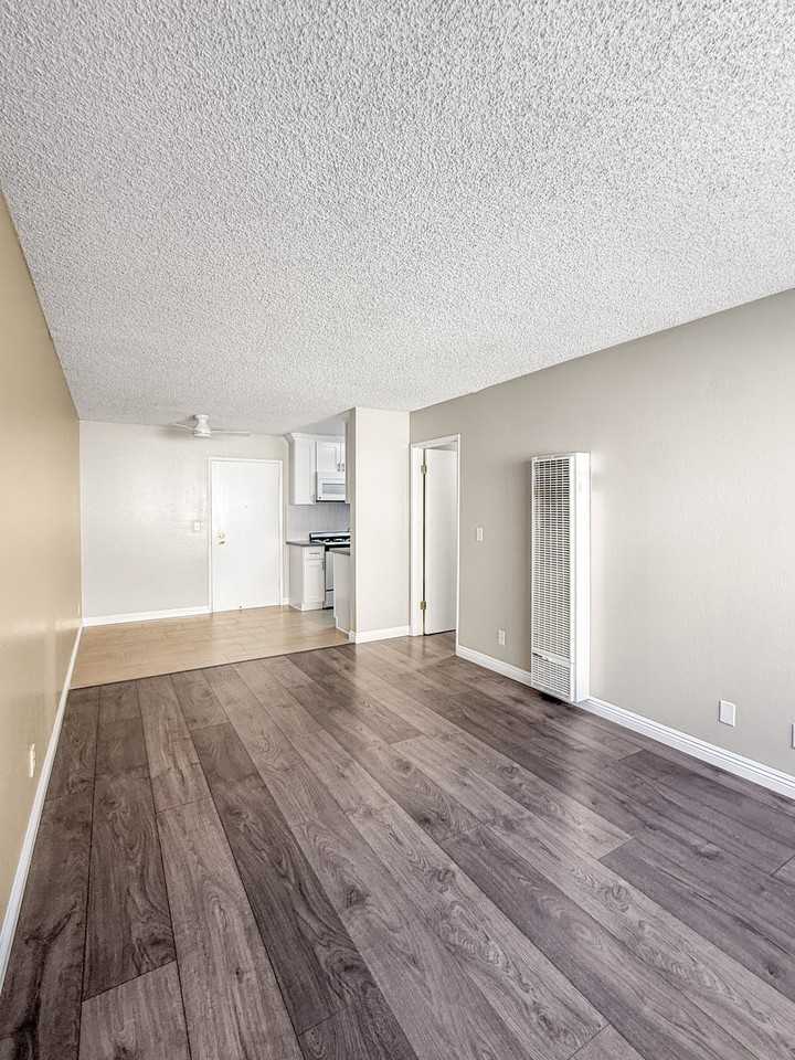 6626 Rosemead Blvd #109 - Photo 4 of 8