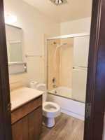 featured image of 404 W 1st St #404