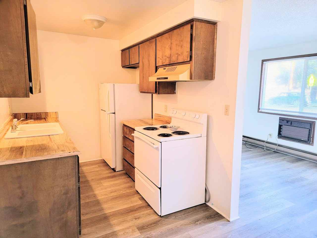 404 W 1st St #404 - Photo 7 of 10