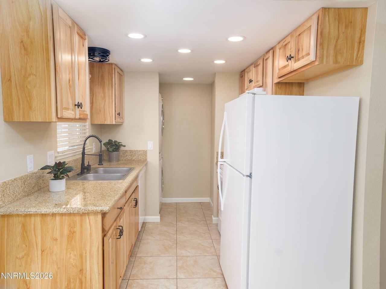 1488 Douglas Ave #B3 - Photo 5 of 14