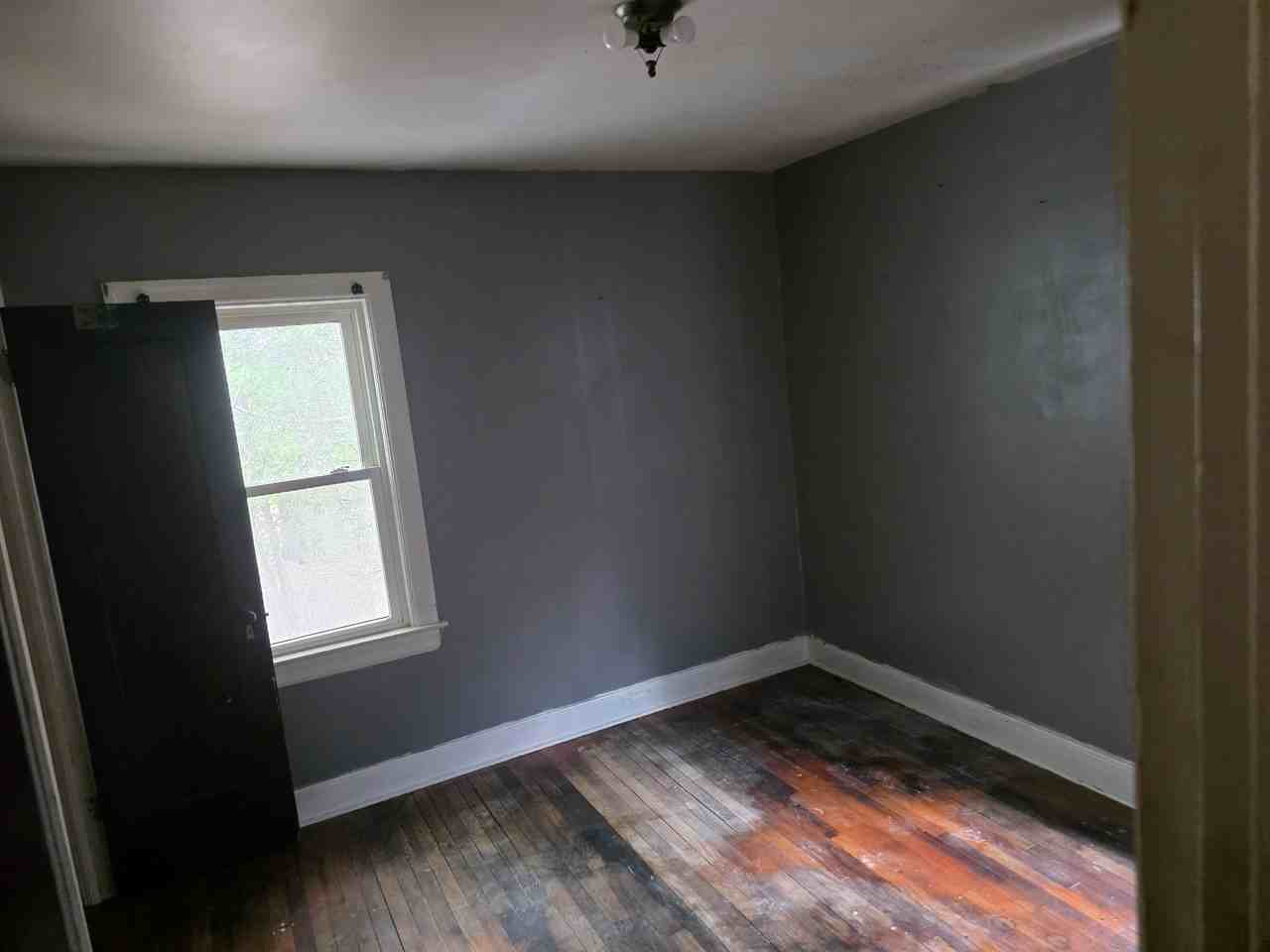 716 W Brighton Ave #1 - Photo 2 of 8