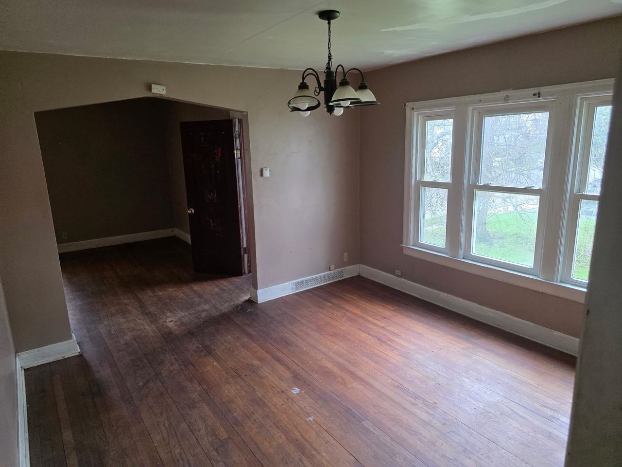 716 W Brighton Ave #1 - Photo 5 of 8