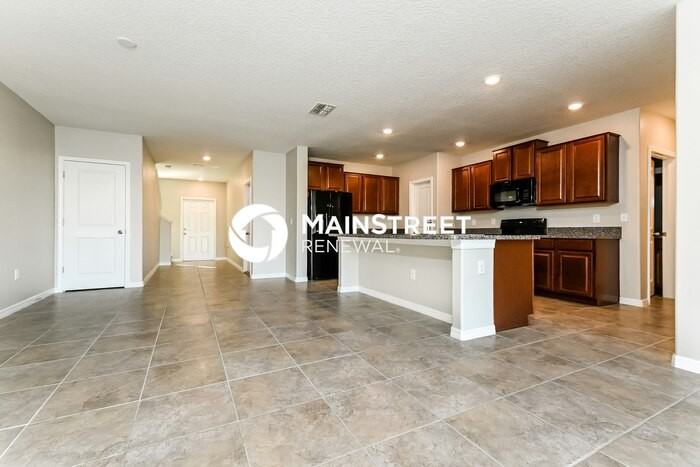 11411 Sage Canyon Dr - Photo 3 of 16