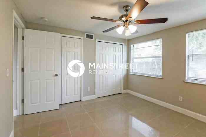 3620 Nw 4th St - Photo 7 of 16