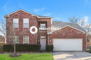 featured image of 920 Medina Dr