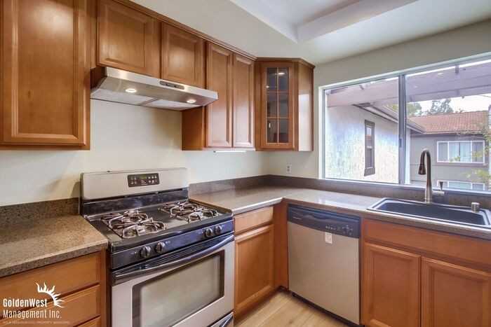9813 Caspi Gardens Dr #4 - Photo 5 of 24