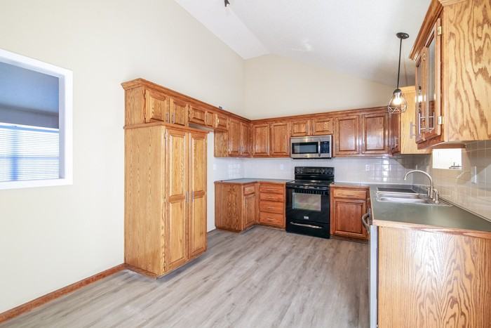8523 Ne 107th Ter - Photo 3 of 10