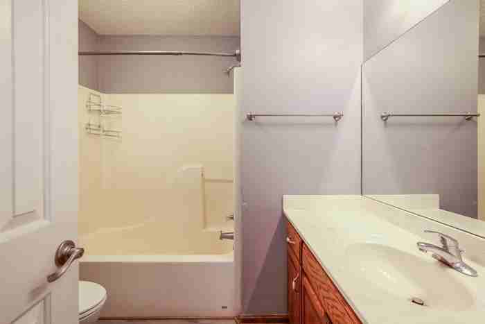 8523 Ne 107th Ter - Photo 6 of 10