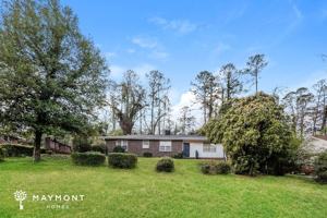 featured image of 2804 Oakland Ave