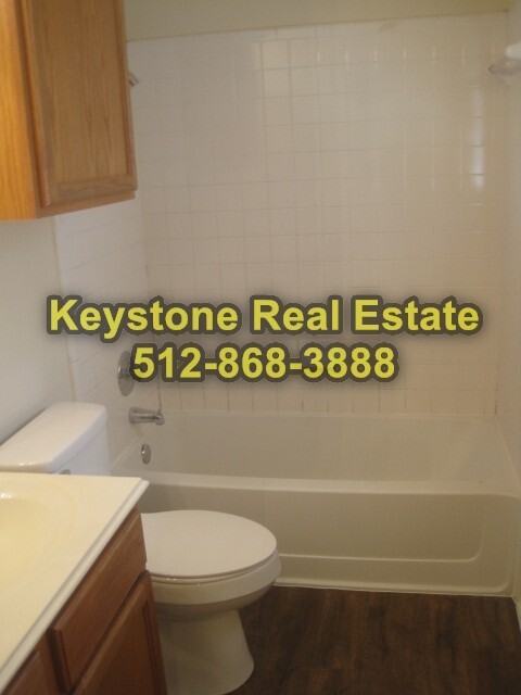 905 Lantana Ln - Photo 3 of 34