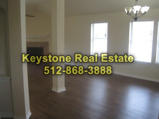 905 Lantana Ln - Photo 6 of 34