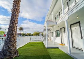 featured image of 3989 Haines St #3