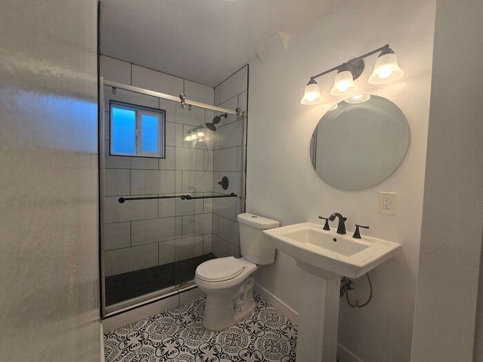 3989 Haines St #3 - Photo 5 of 24