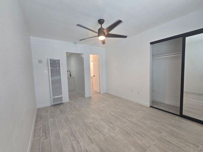 3989 Haines St #3 - Photo 6 of 24