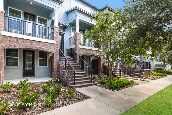 111 Orense Way - Photo 2 of 3