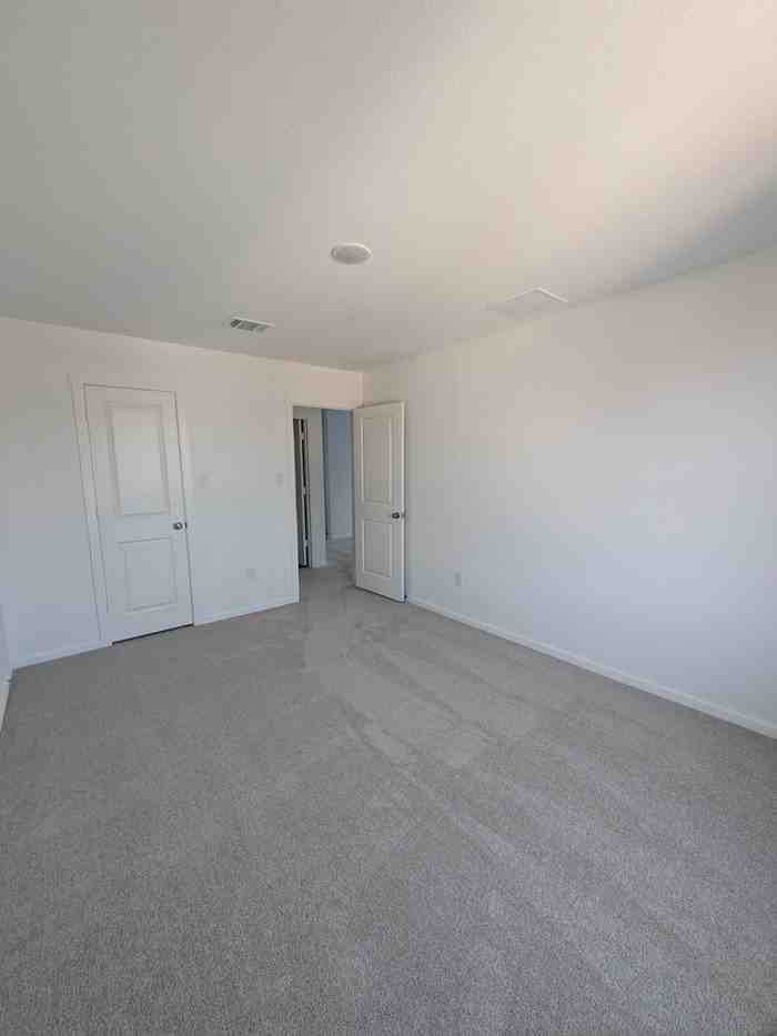 2874 Red Diamond - Photo 3 of 8