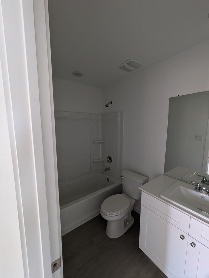 2874 Red Diamond - Photo 4 of 8