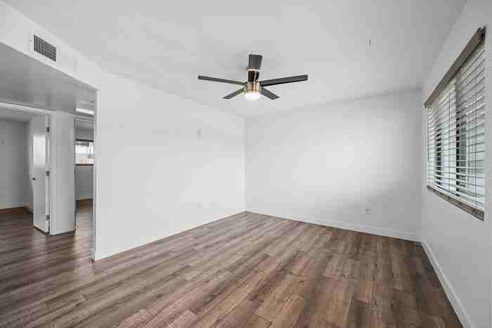 3135 E Fairmount Ave #3135 - Photo 3 of 19