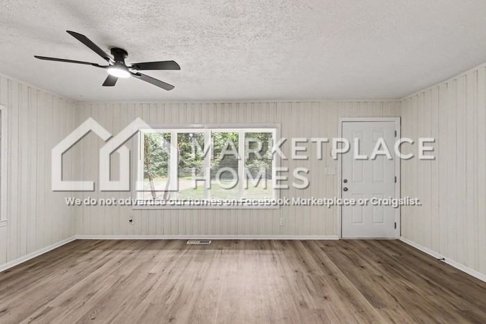 109 Hamilton St - Photo 6 of 27