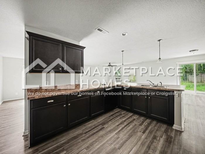 201 Sedgewick Dr - Photo 7 of 24
