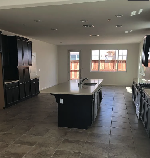 2557 Lacey Ann Ave - Photo 4 of 19