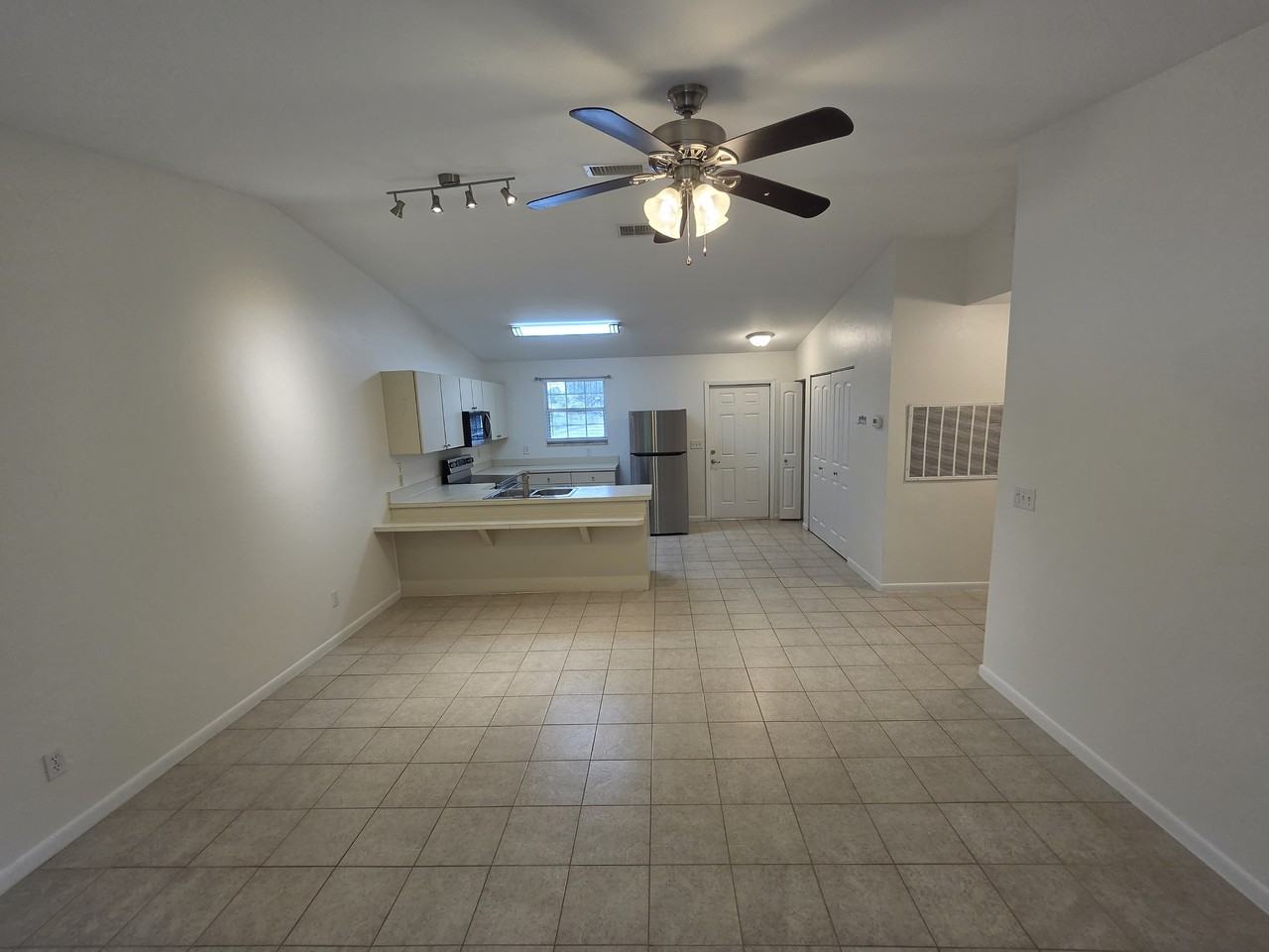 9013 San Carlos Blvd #NA - Photo 4 of 16