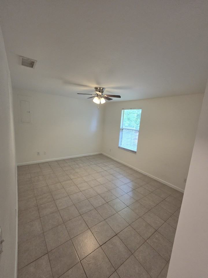 9013 San Carlos Blvd #NA - Photo 7 of 16